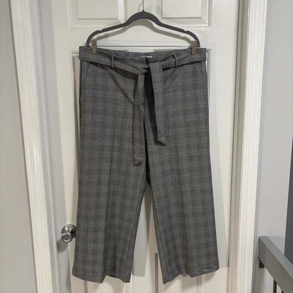 LOFT Wide Leg Houndstooth Pants - Picture 2 of 6